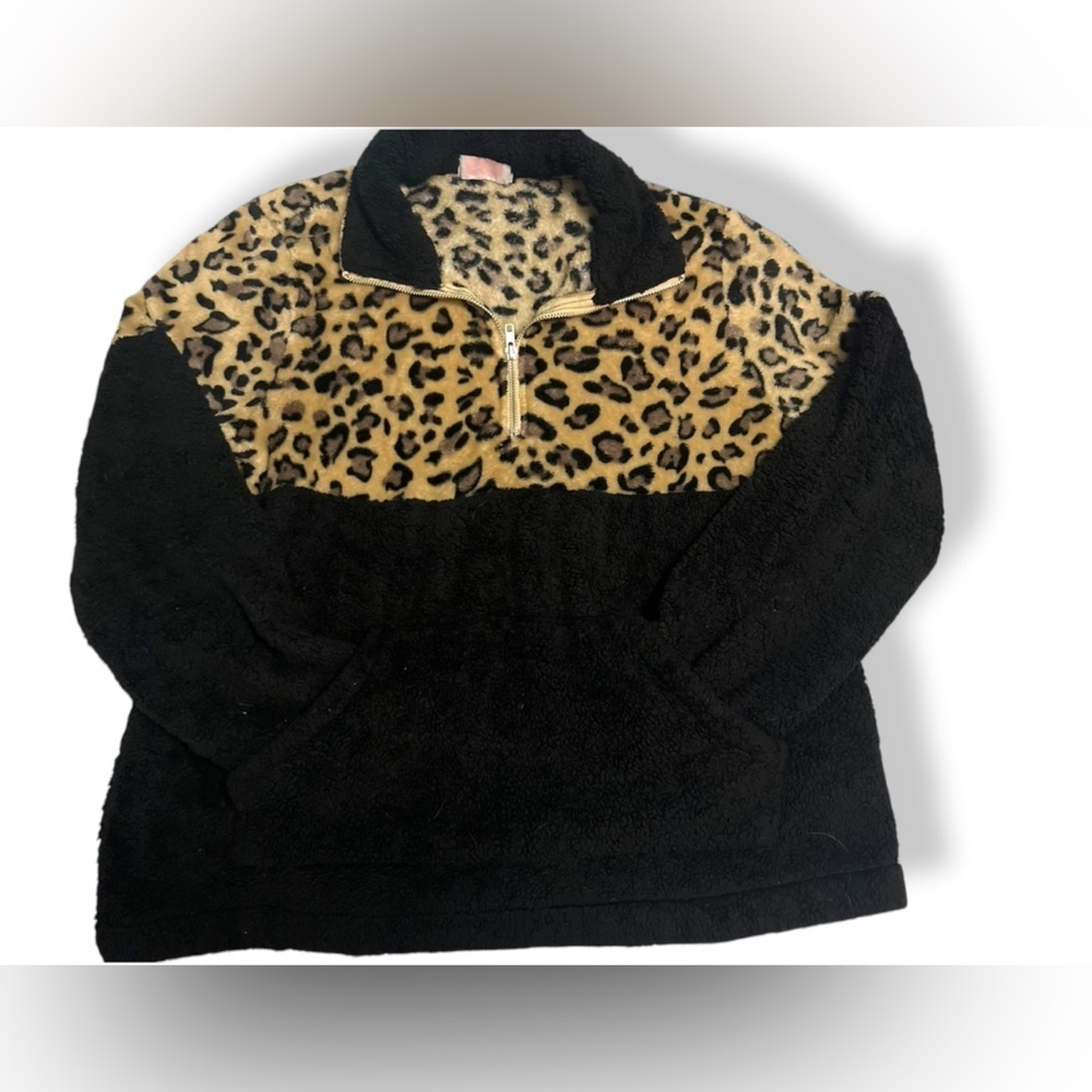 C+D+M Women’s Fleece Leopard Sweatshirt‎ Black Print 1/4 Zip Size Large